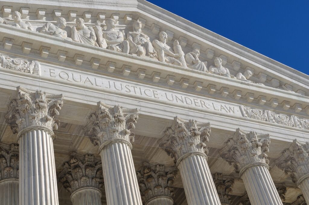 Image of U.S. Supreme Court entrance